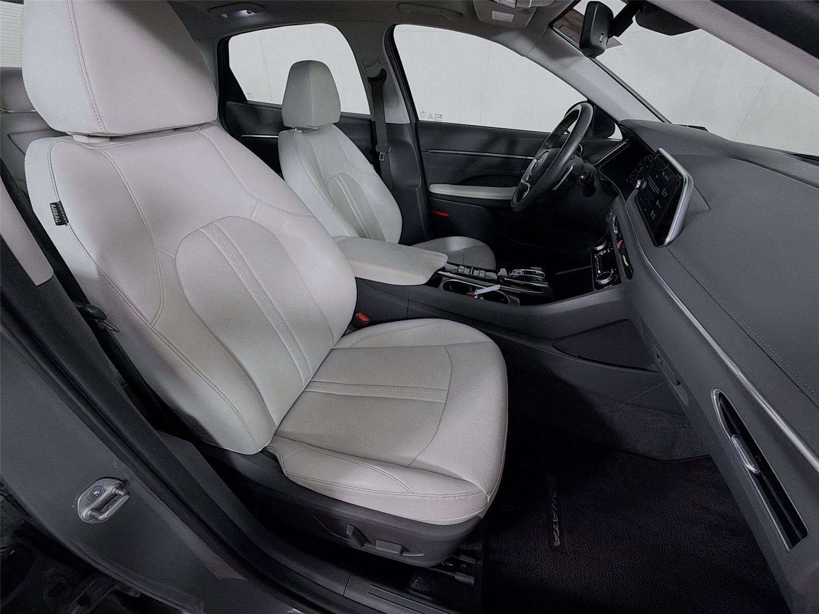 Used 2023 Hyundai Sonata Limited image 30