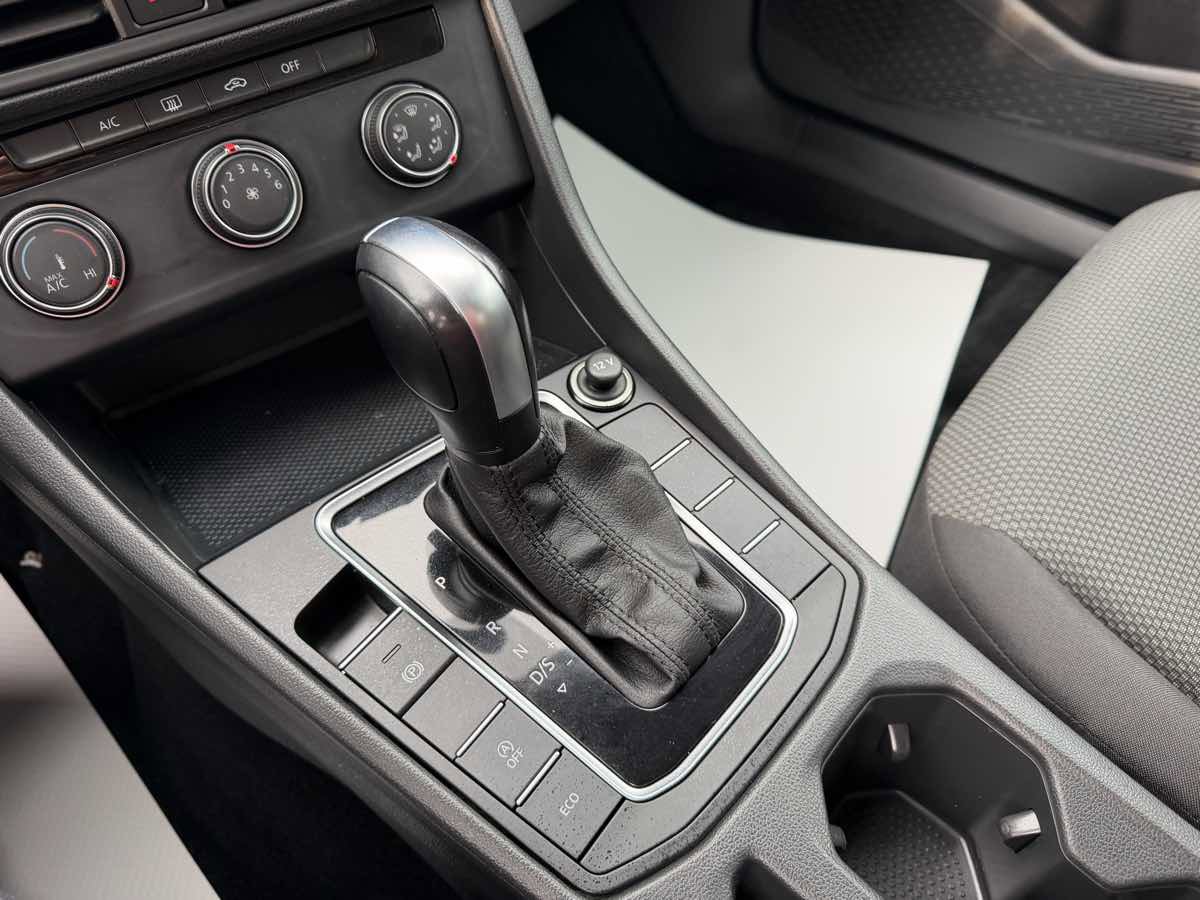 Used 2019 Volkswagen Jetta S w/ Driver Assistance Package image 23