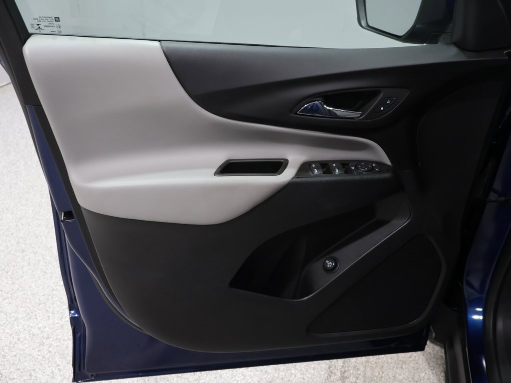 Used 2022 Chevrolet Equinox LT image 11