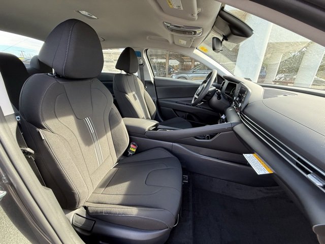 New 2026 Hyundai Elantra Blue image 16