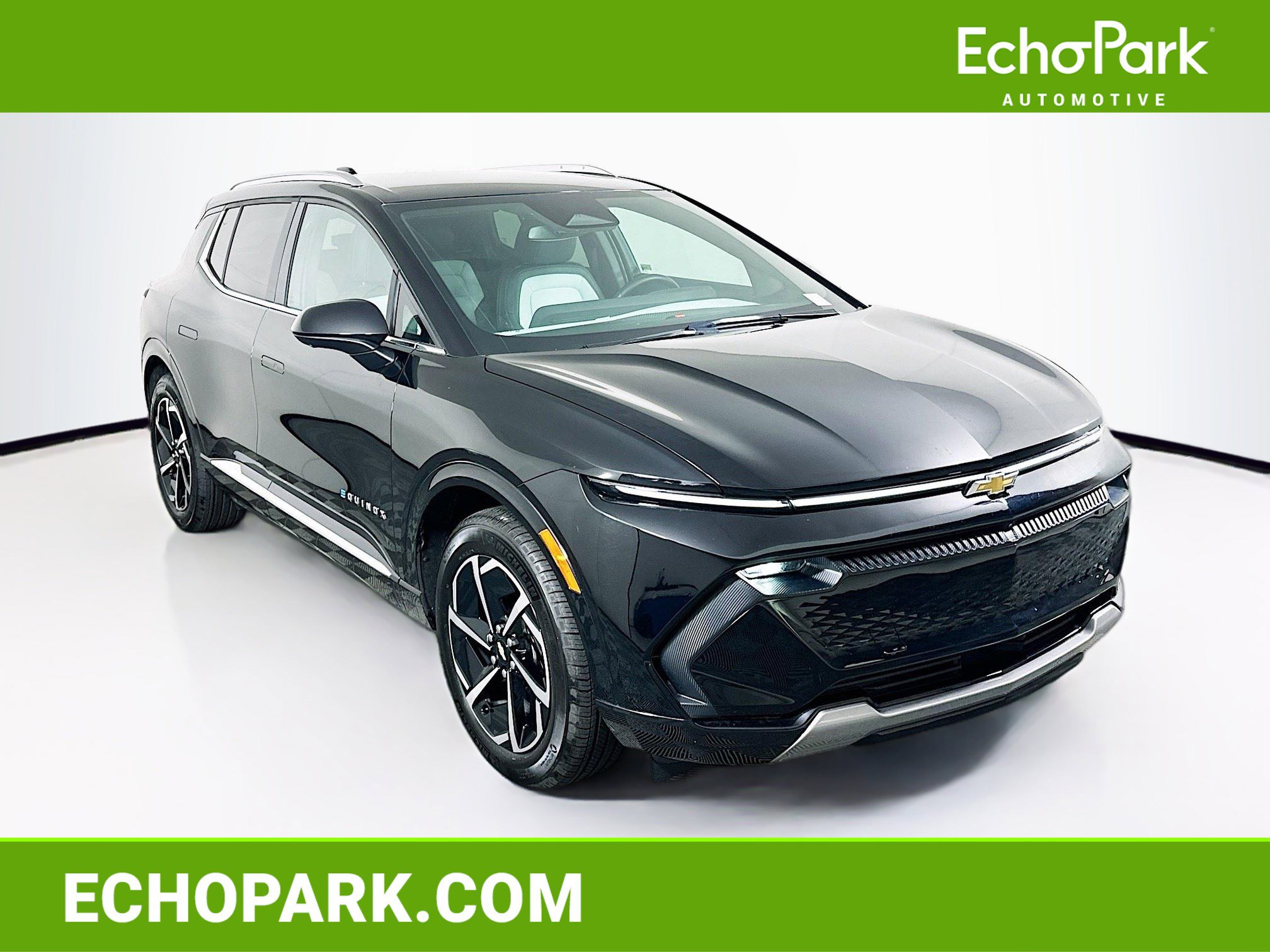 Used 2025 Chevrolet Equinox EV LT FWD image 1