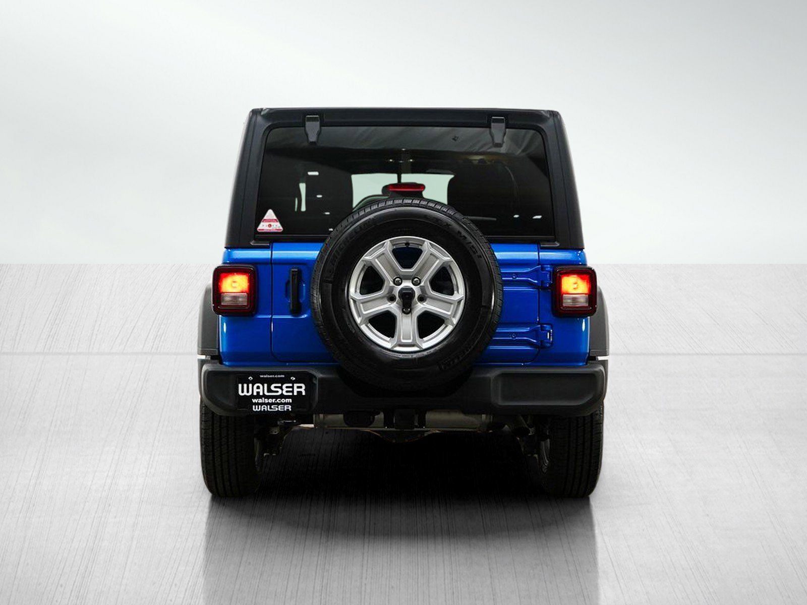 Used 2023 Jeep Wrangler Unlimited Sport AWD/4WD image 4