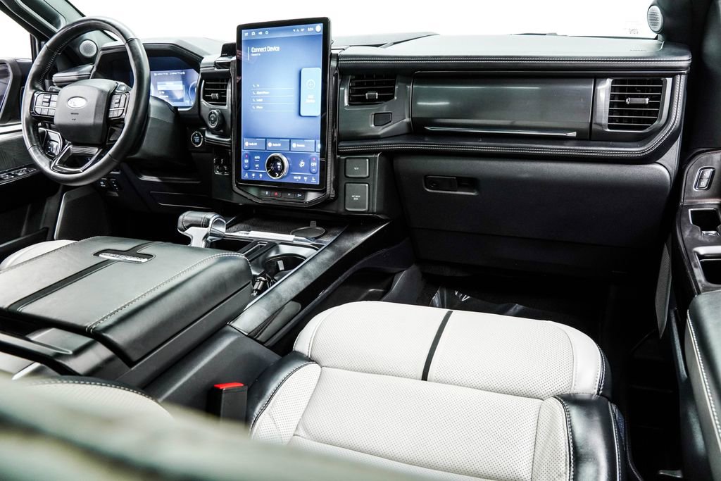 Used 2022 Ford F150 Lightning Platinum image 20