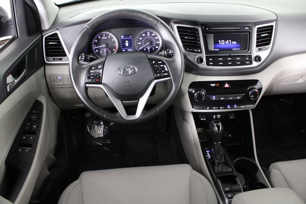 Used 2017 Hyundai Tucson Sport image 5