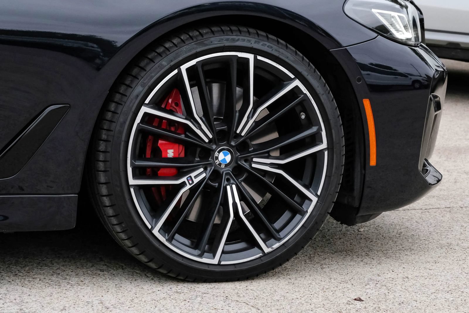 Used 2023 BMW M550i xDrive w/ Executive Package AWD/4WD image 72