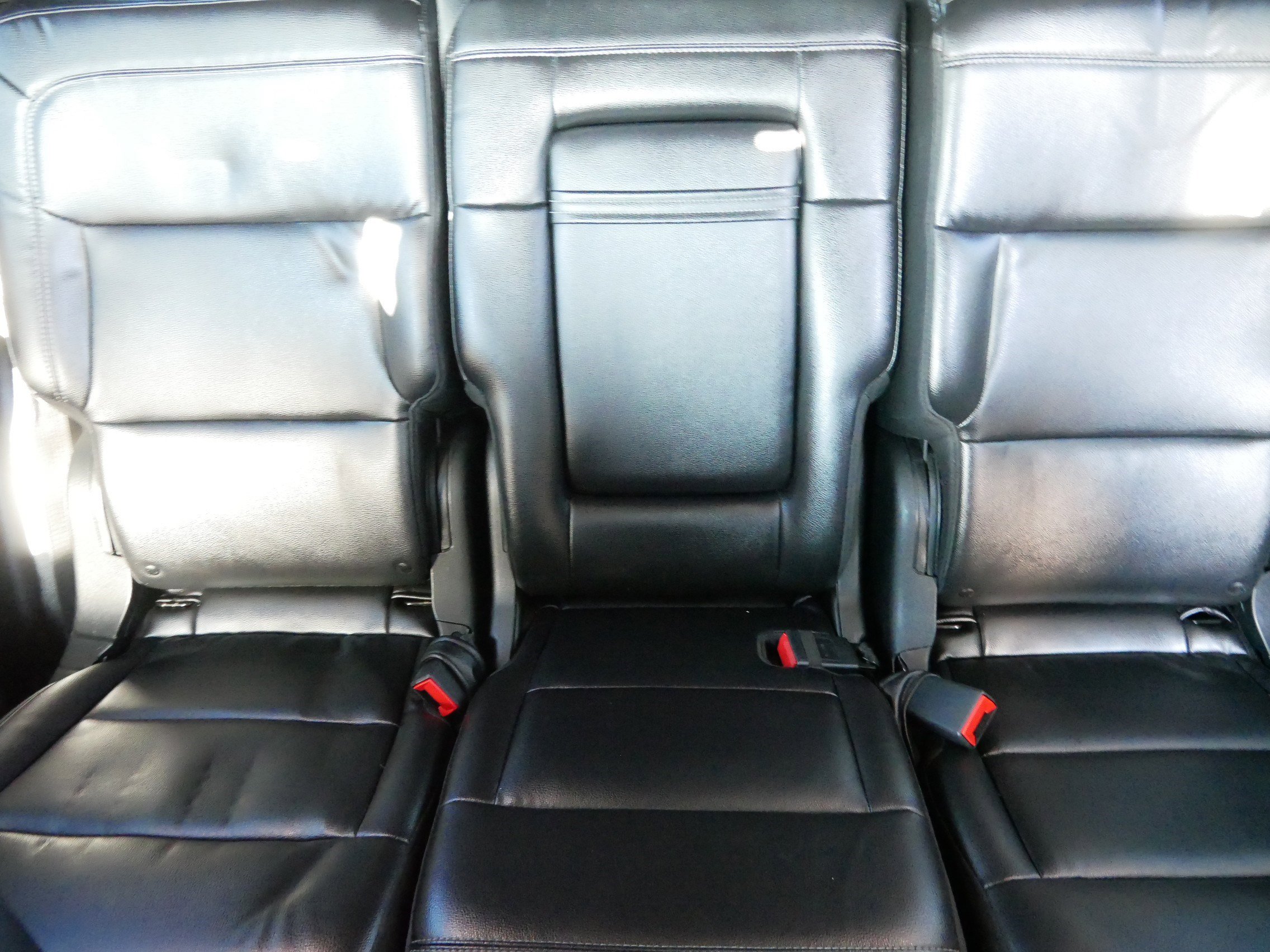 Used 2020 Ford Explorer XLT w/ Equipment Group 202A image 13