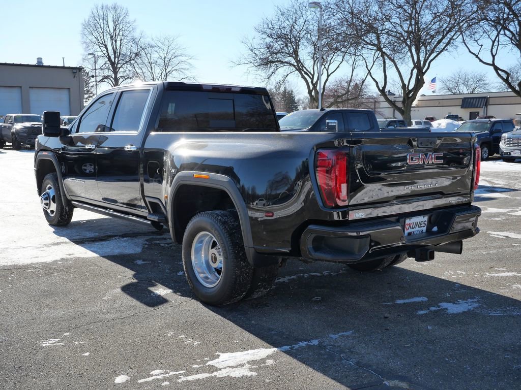 Used 2022 GMC Sierra 3500 Denali w/ Denali Ultimate Package image 6