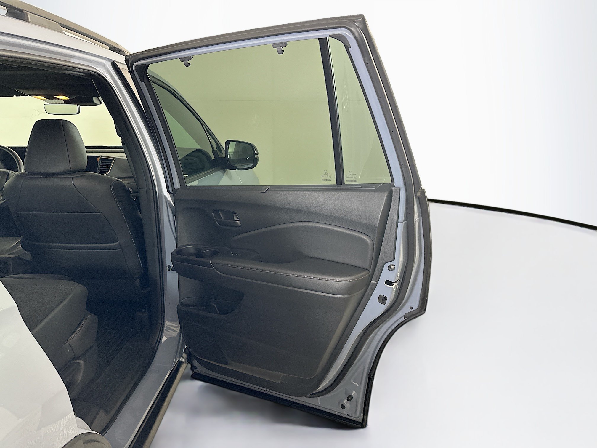 Used 2023 Honda Passport TrailSport image 30