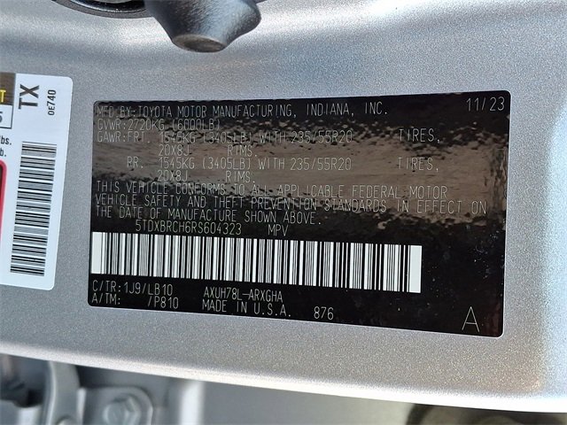 Used 2024 Toyota Highlander Limited image 28