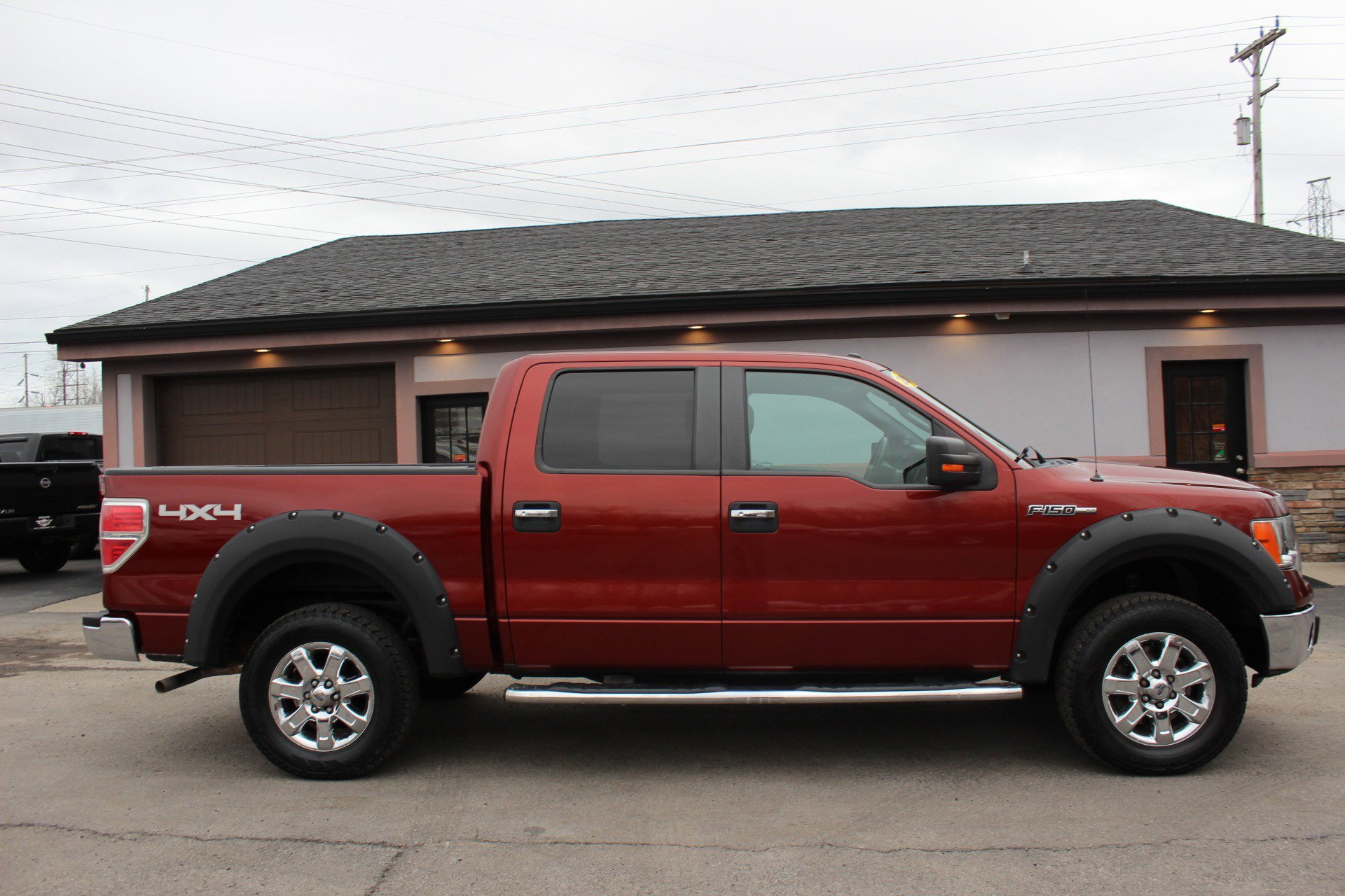 Used 2014 Ford F150 XLT w/ Equipment Group 302A Luxury image 3