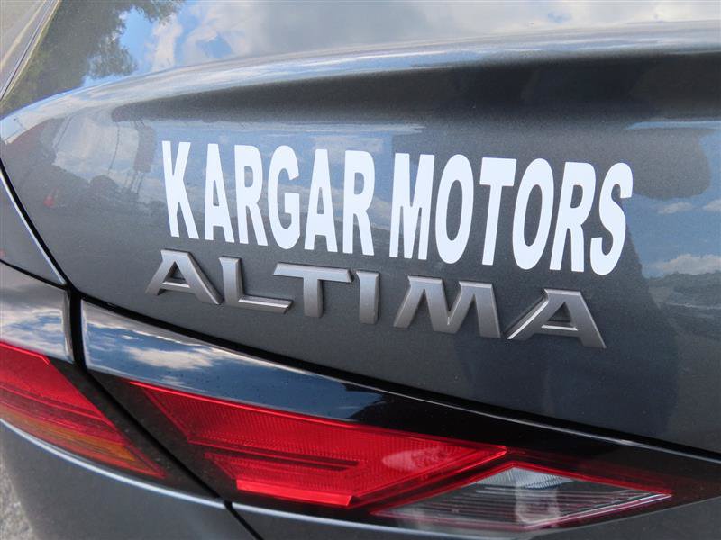 Used 2025 Nissan Altima 2.5 SV FWD image 14
