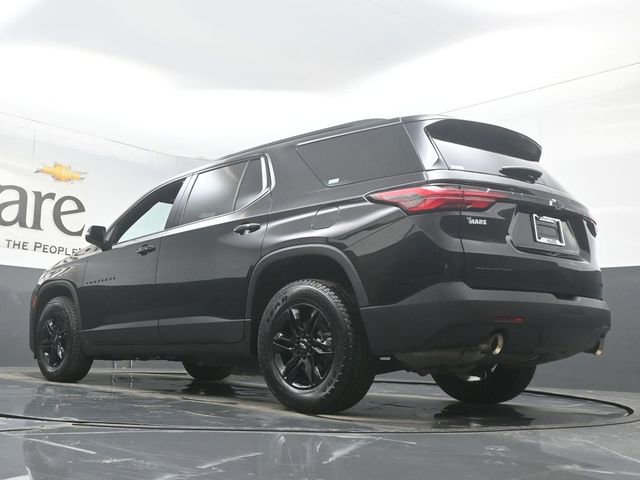 Used 2023 Chevrolet Traverse LT image 5