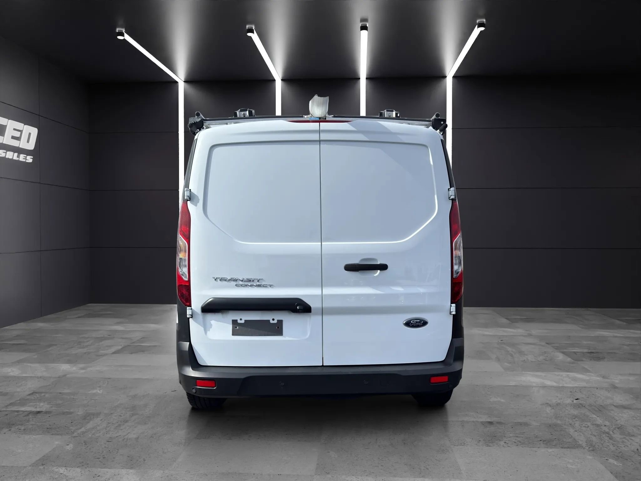 Used 2020 Ford Transit Connect XL image 5