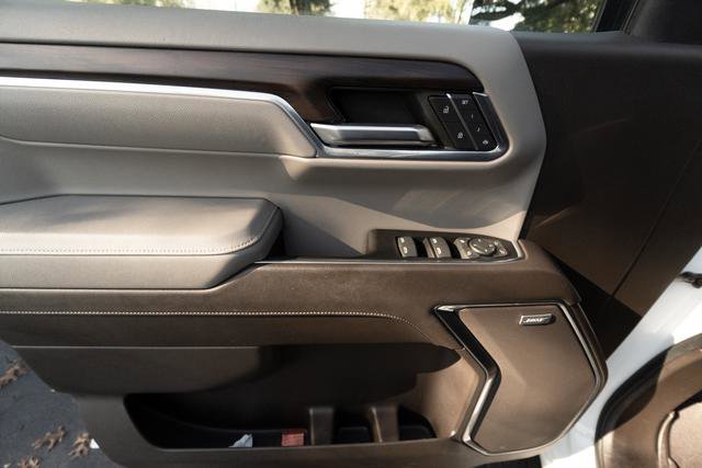 Used 2022 GMC Sierra 1500 SLT w/ SLT Convenience Package image 17