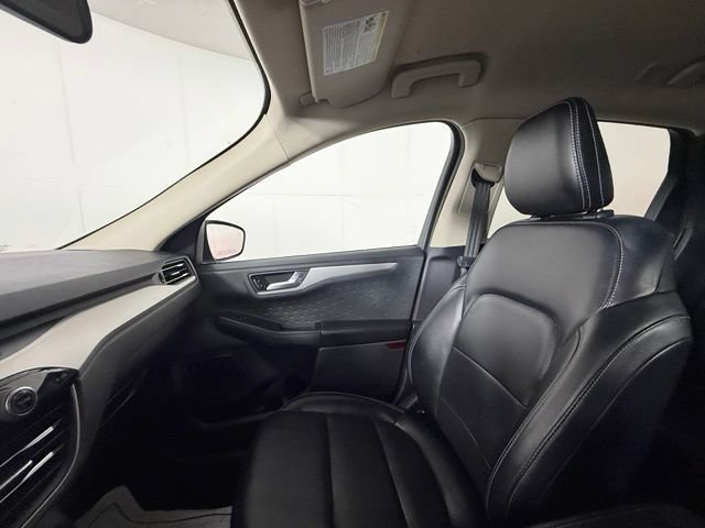Used 2020 Ford Escape SEL FWD image 18