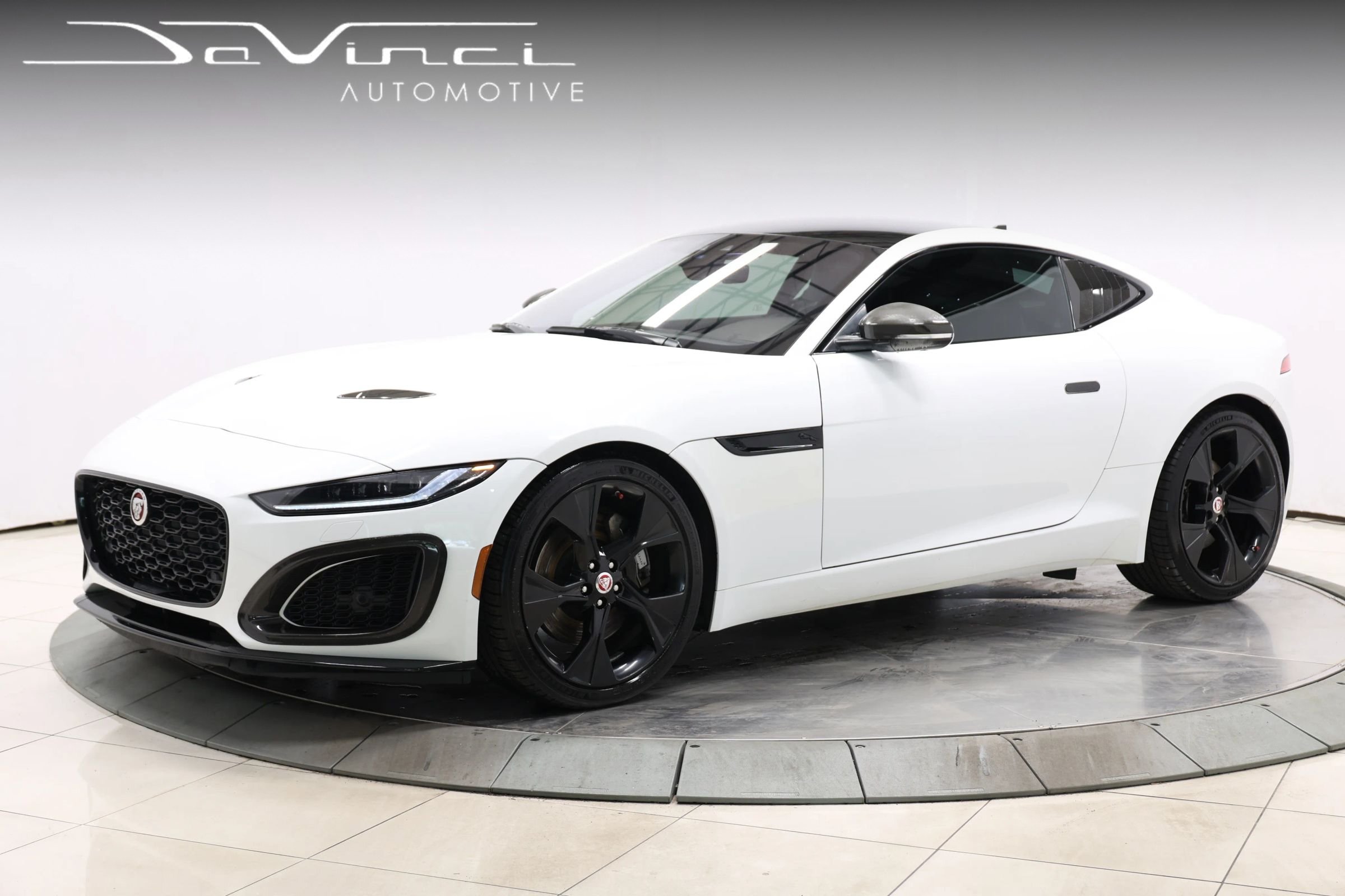 Used 2021 Jaguar F-TYPE Coupe RWD image 1