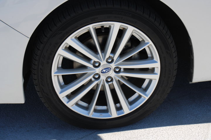 Used 2015 Subaru Impreza 2.0i Limited image 9