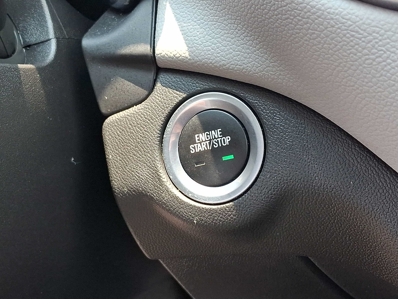 Used 2023 Chevrolet Equinox LS AWD/4WD image 22