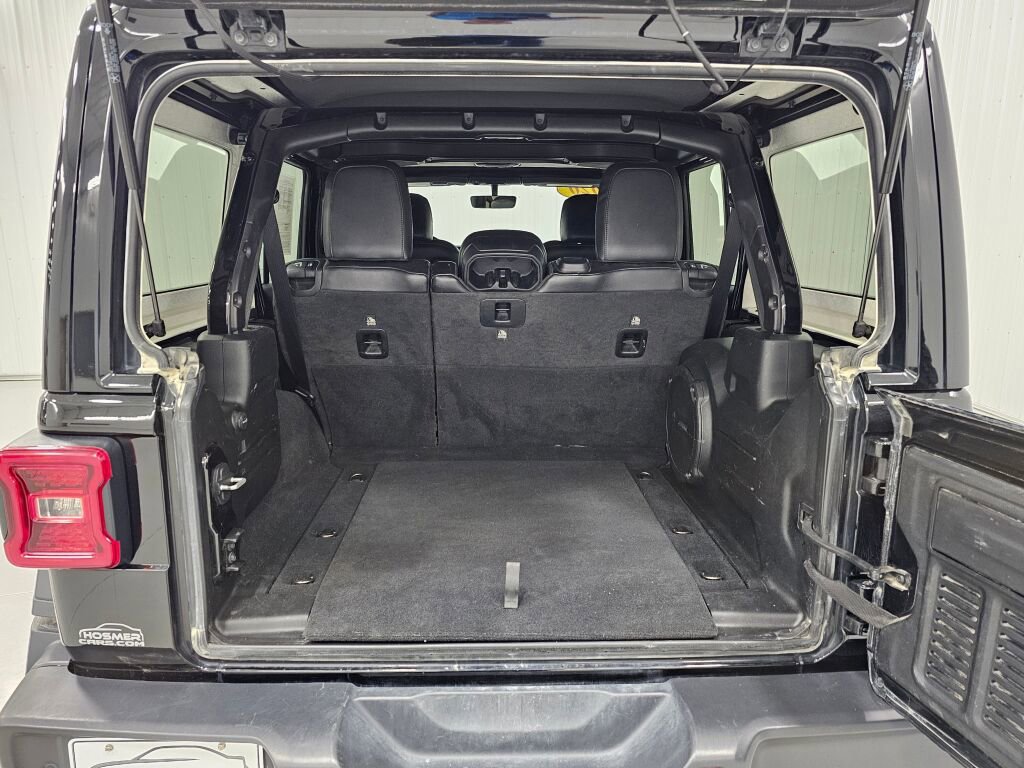 Used 2020 Jeep Wrangler Unlimited Rubicon AWD/4WD image 17