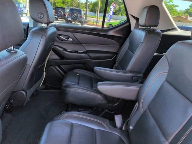 Used 2020 Chevrolet Traverse LT w/ LT Premium Package FWD image 14