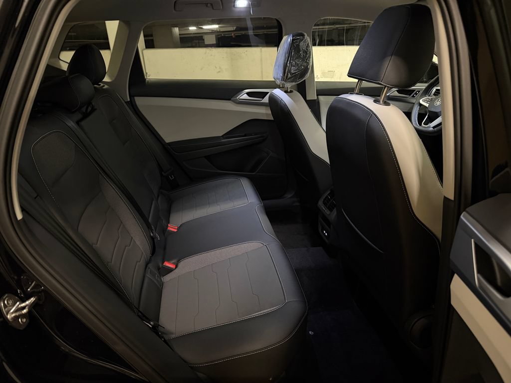 New 2026 Volkswagen Taos SE AWD/4WD image 25