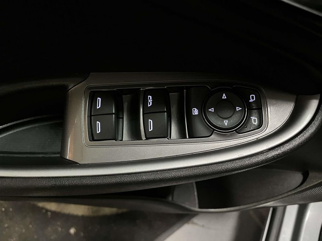 Used 2023 Chevrolet Malibu LT image 15