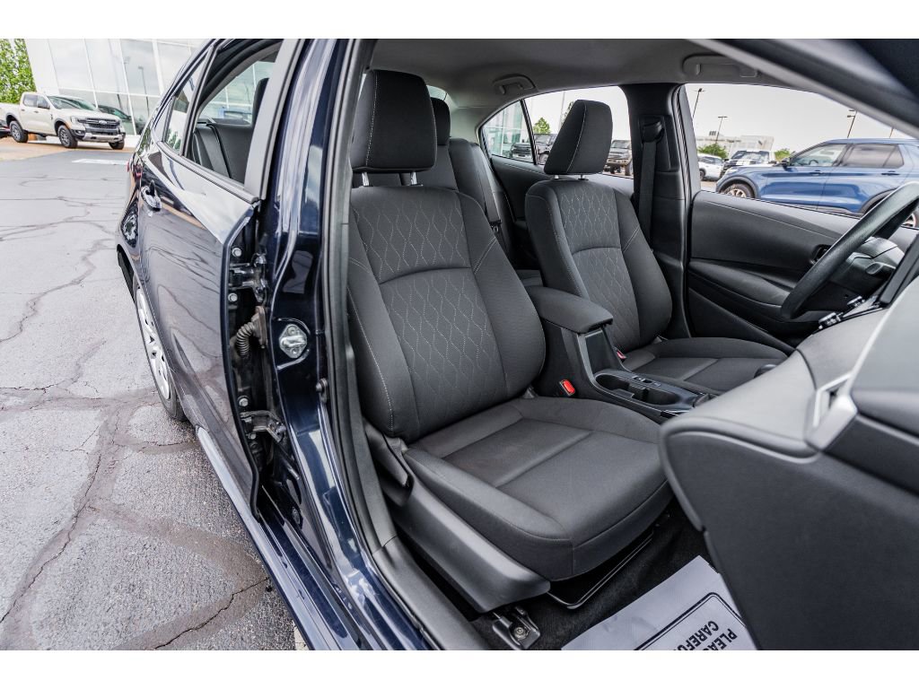 Used 2023 Toyota Corolla LE FWD image 19