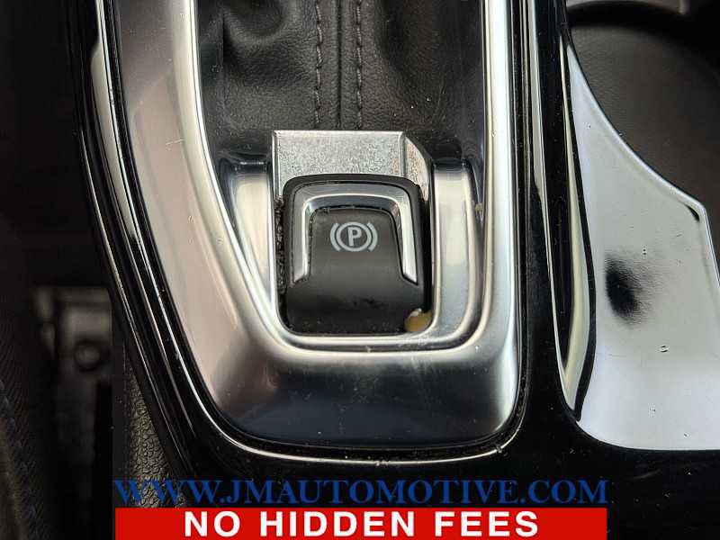 Used 2024 Chevrolet Trax LT w/ Driver Confidence Package image 30