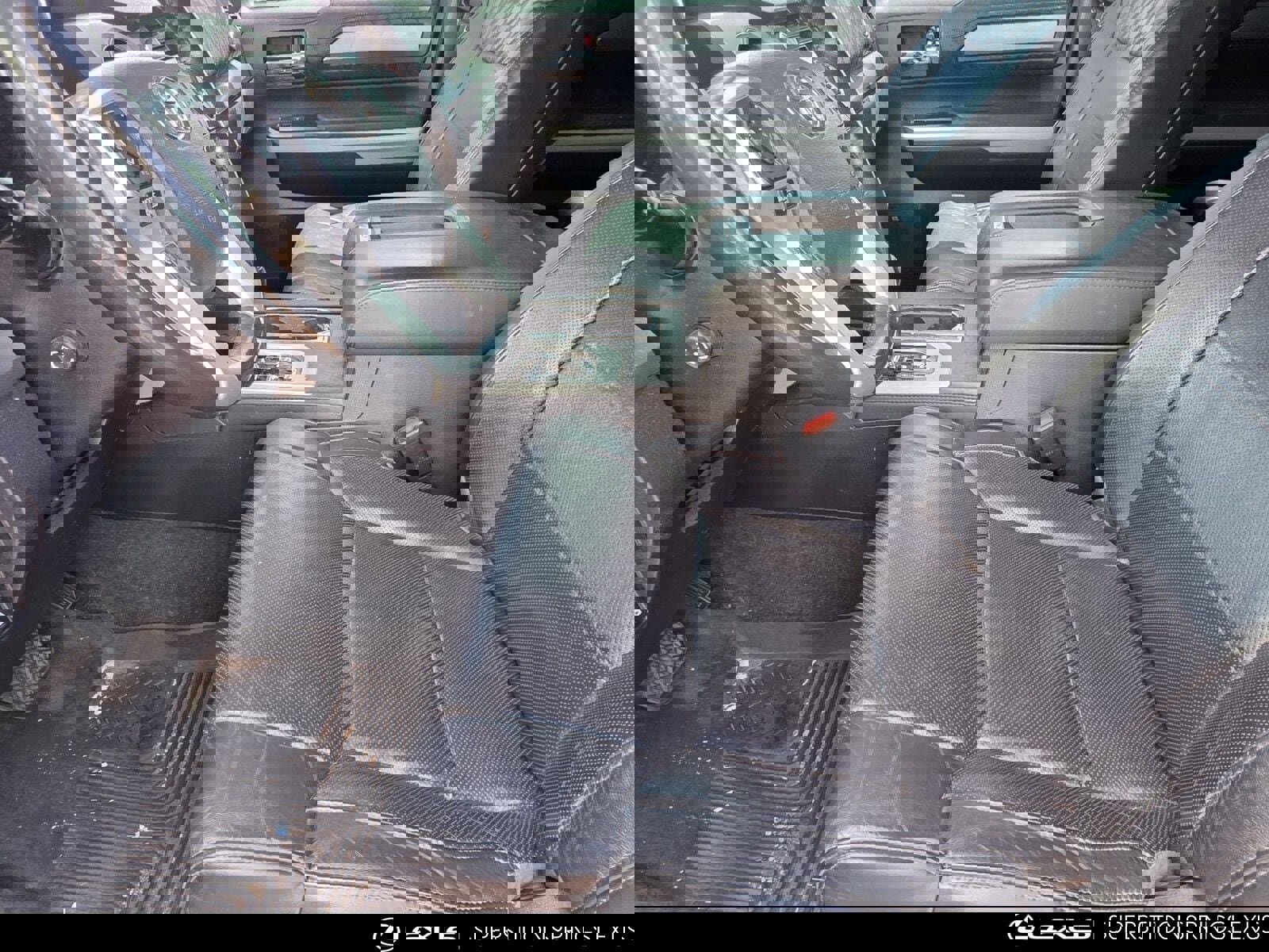 Used 2019 Toyota Tundra Platinum image 9