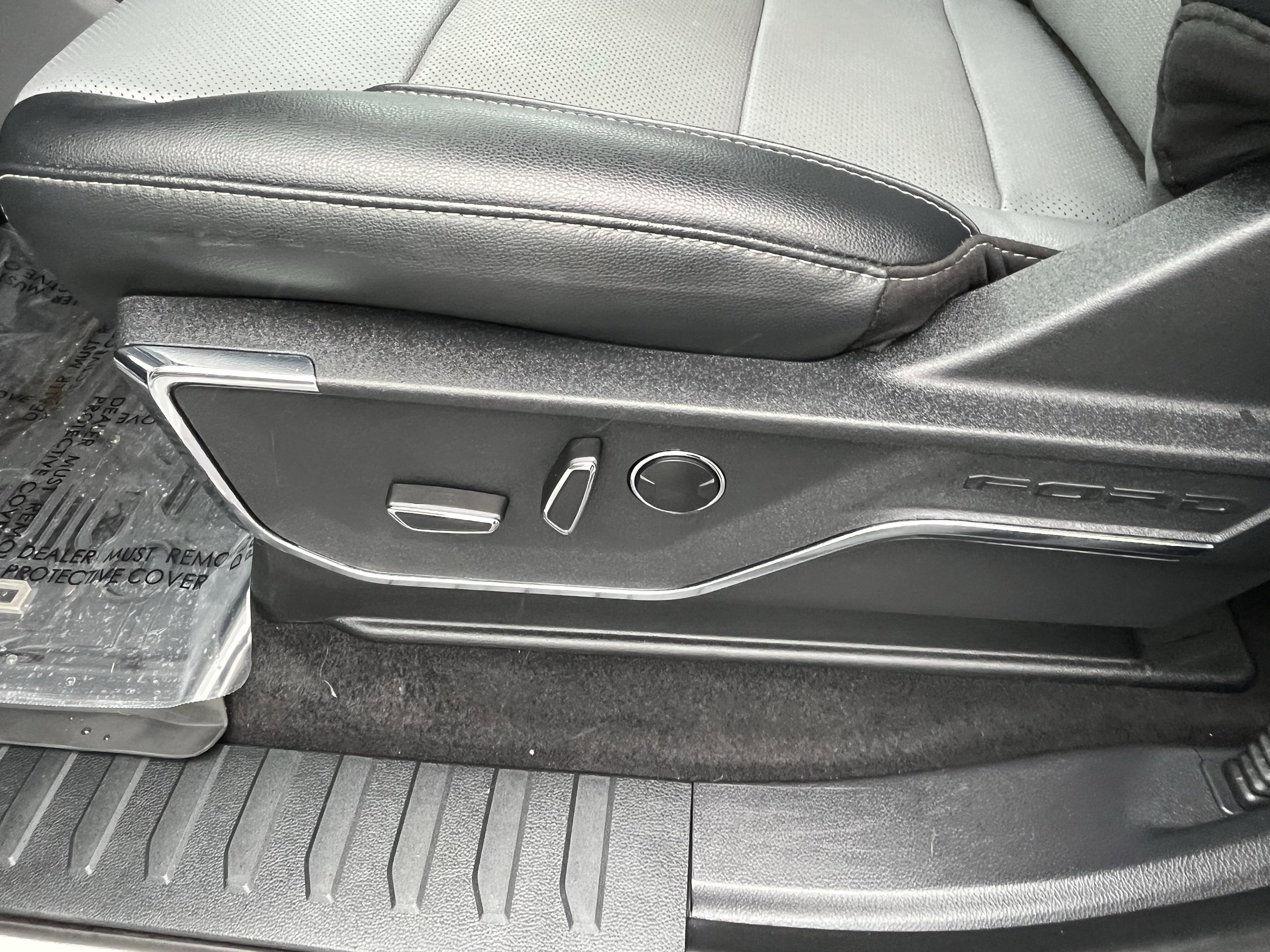 Used 2023 Ford F150 Lariat w/ Equipment Group 502A High image 15