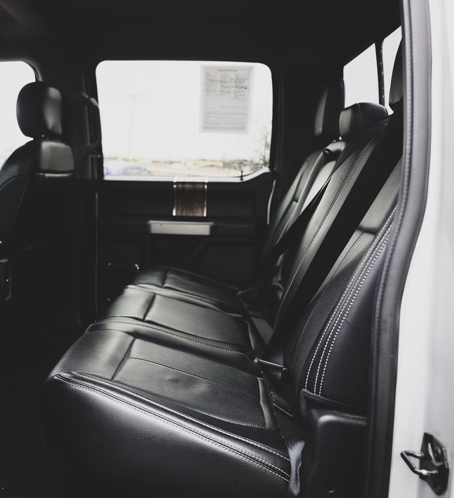 Used 2018 Ford F150 Lariat image 29