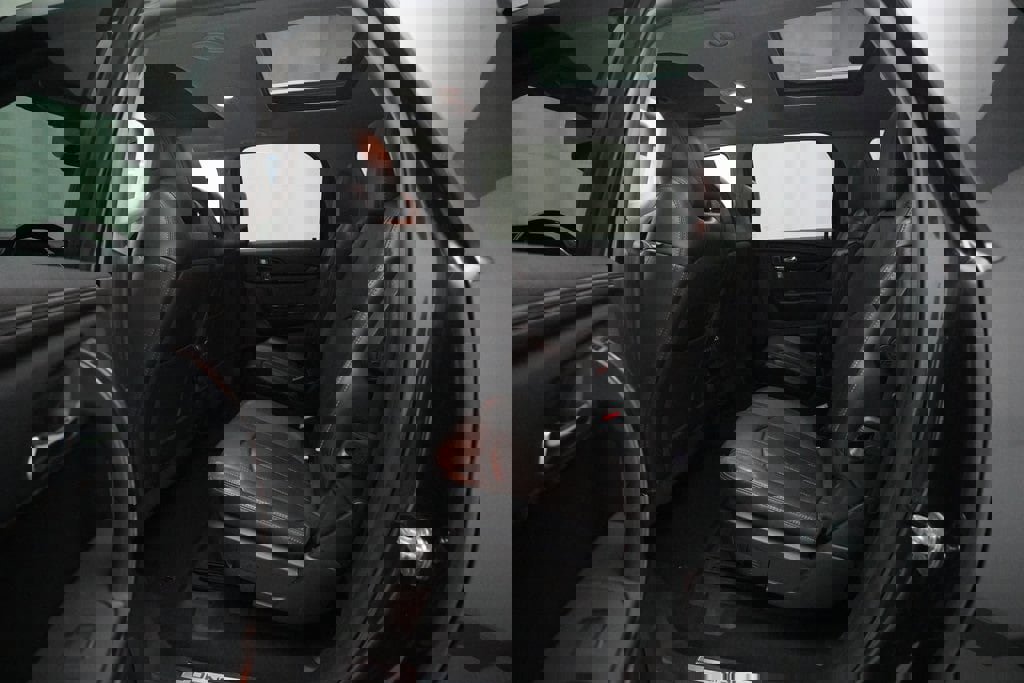 Used 2014 GMC Acadia Denali image 16