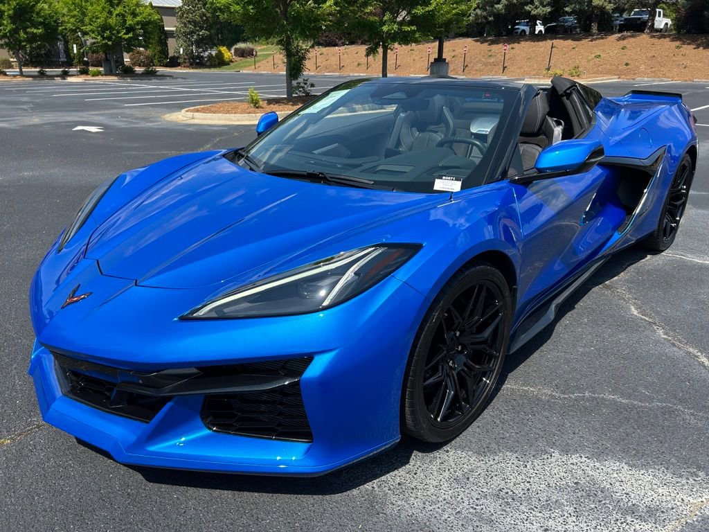 Used 2024 Chevrolet Corvette Z06 RWD image 27