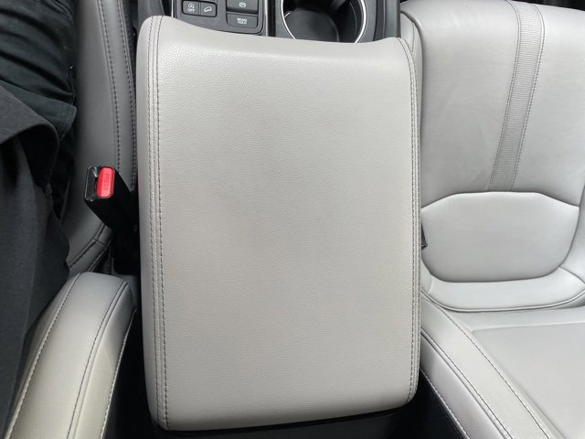 Used 2023 Honda Pilot Touring image 10