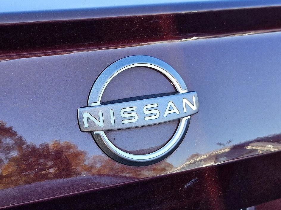 Used 2024 Nissan Altima 2.5 SV image 12