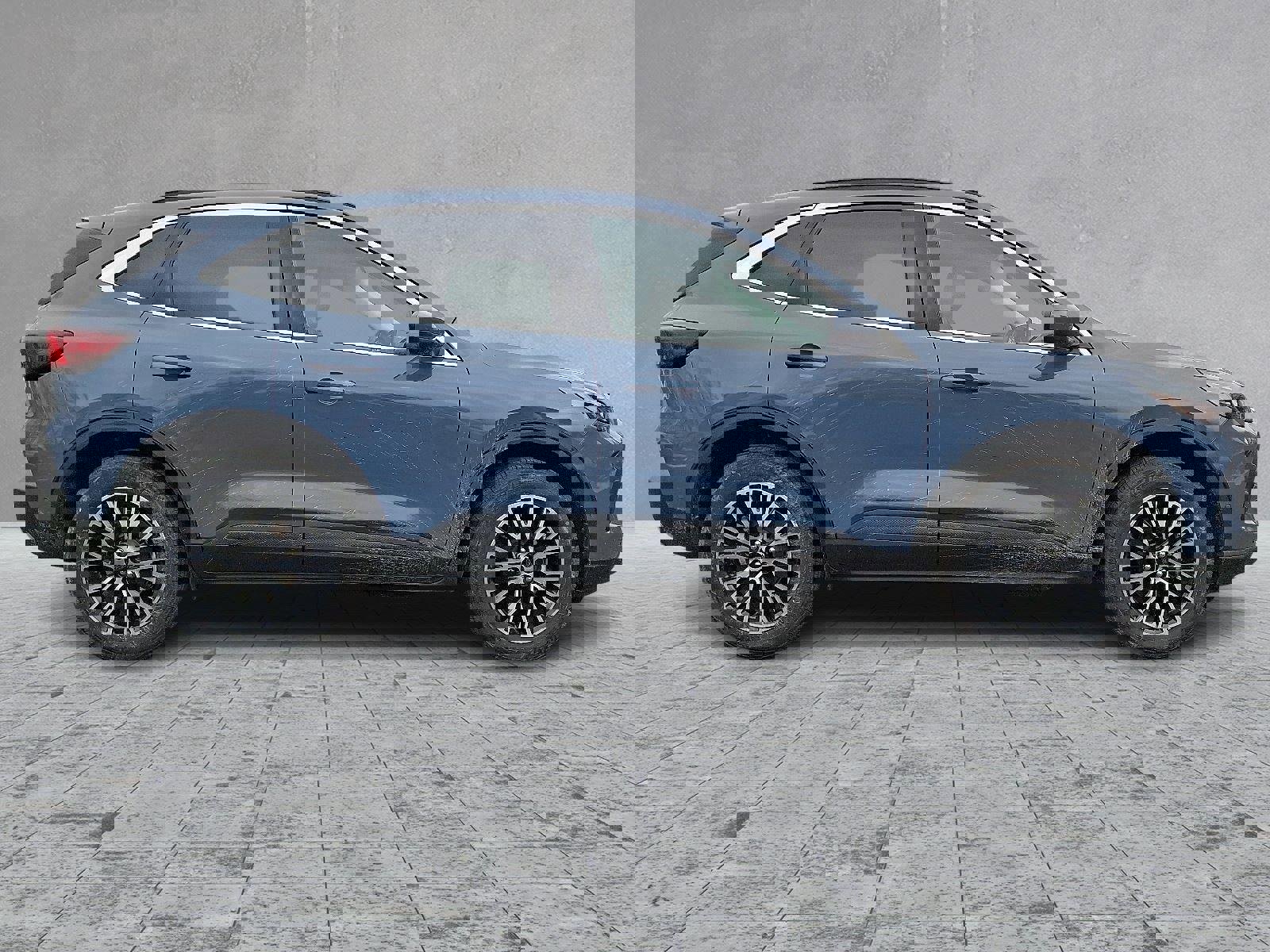 Used 2024 Ford Escape SE w/ PHEV Premium Package image 6