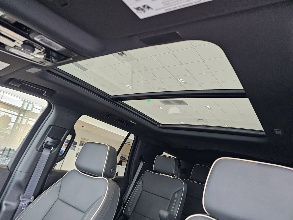 New 2026 Chevrolet Tahoe Premier w/ Sun And Tow Package AWD/4WD image 23