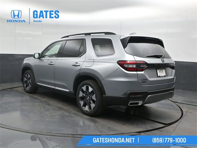 New 2026 Honda Pilot Touring image 8