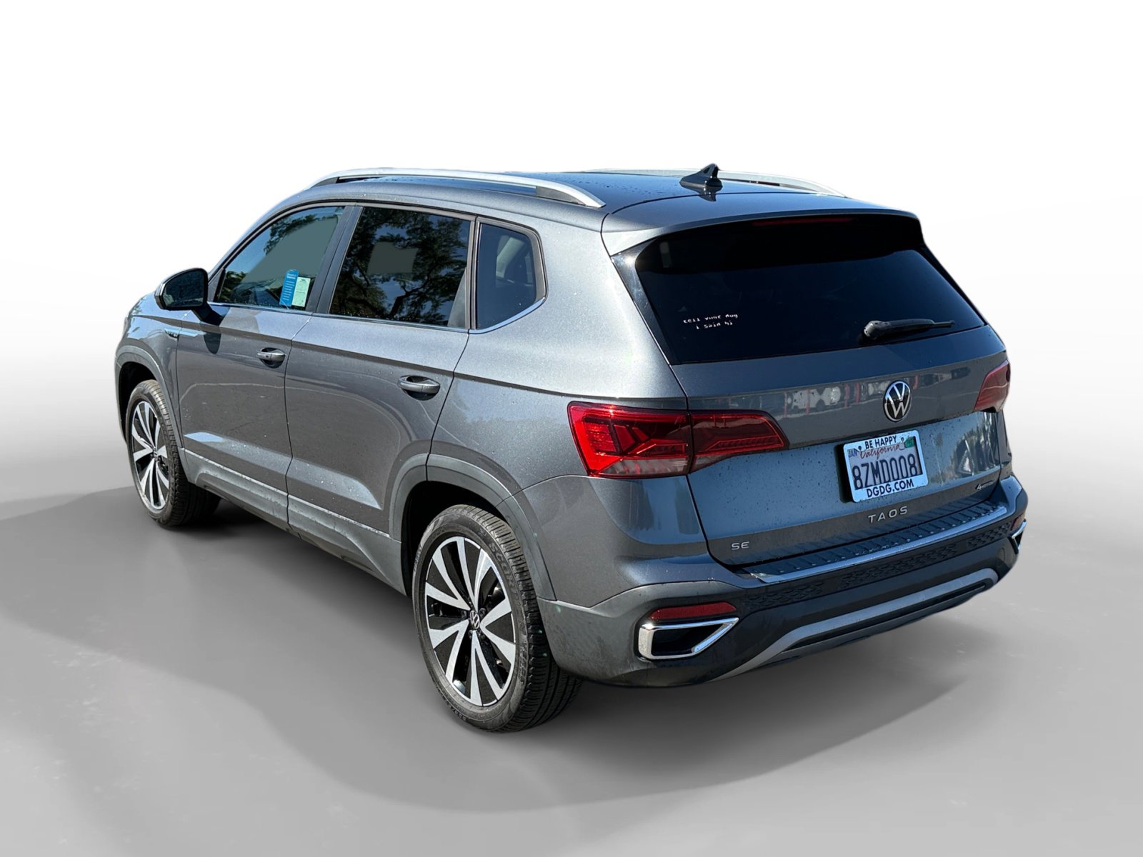 Used 2022 Volkswagen Taos SE image 3