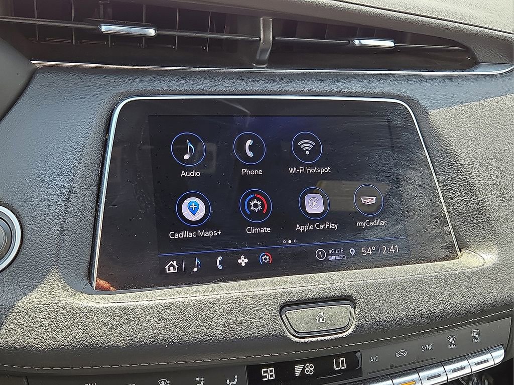 Used 2023 Cadillac XT4 Premium Luxury FWD image 27