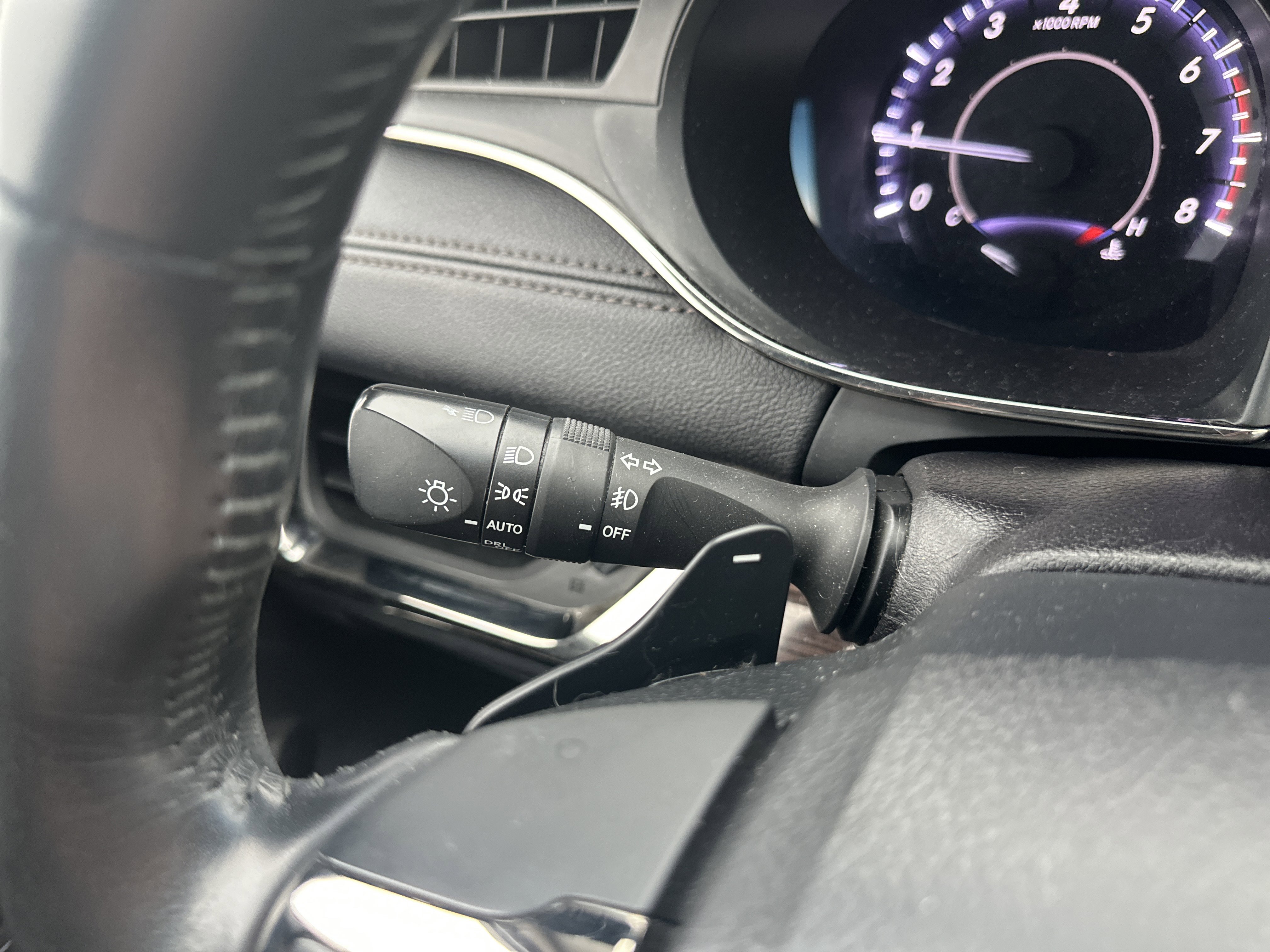 Used 2015 Toyota Avalon XLE Touring FWD image 22