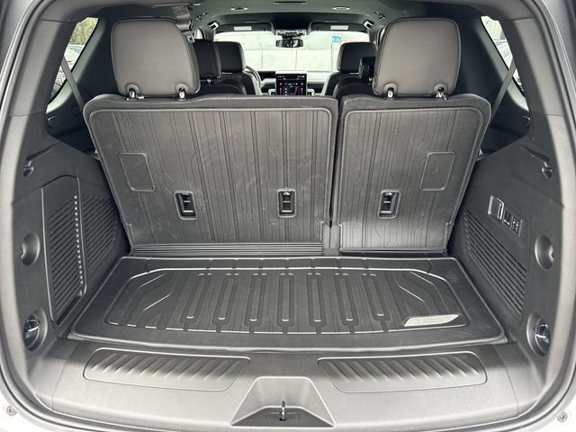 New 2026 GMC Yukon Elevation w/ LPO, Hit The Road Package image 24