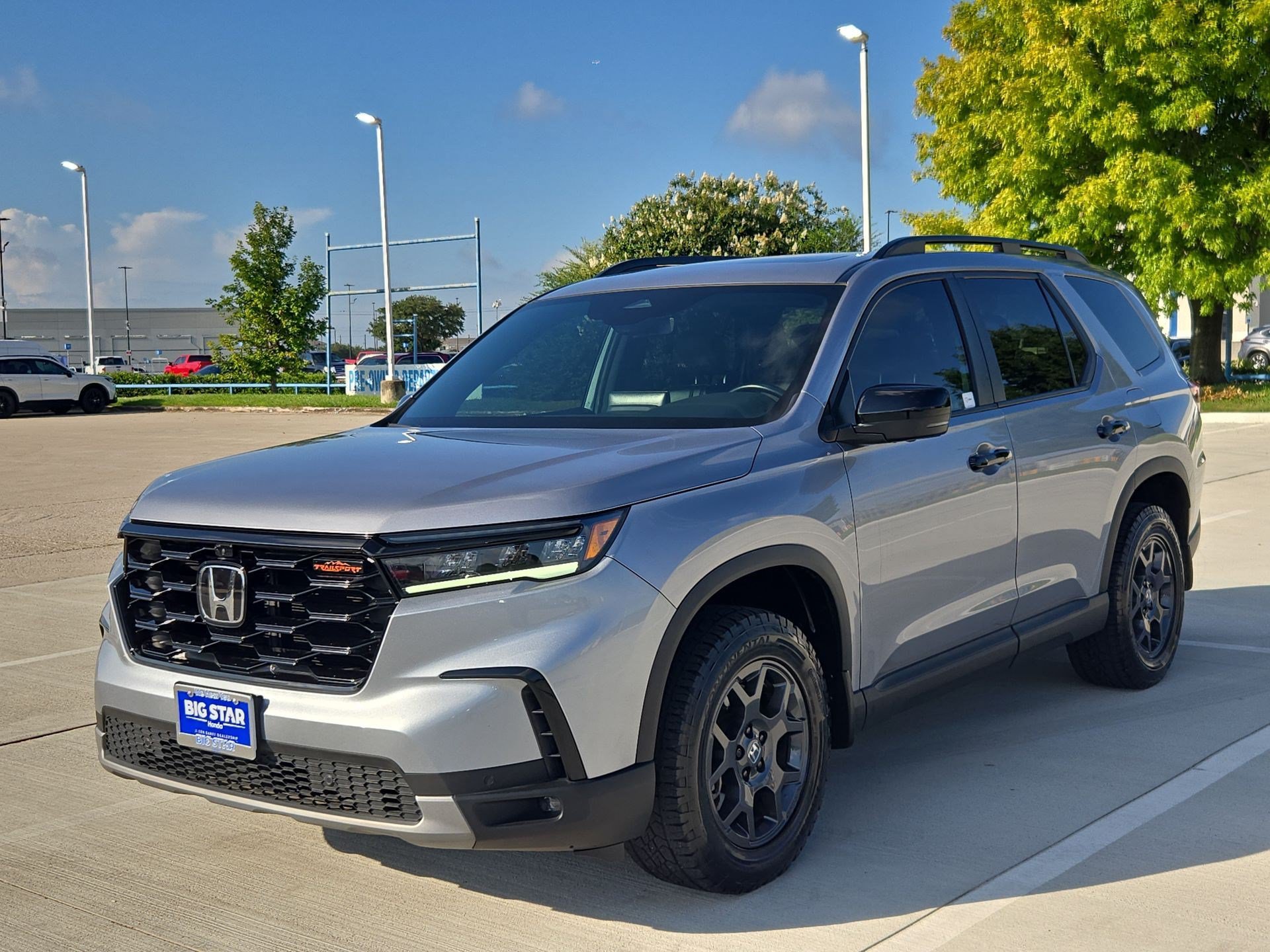 Used 2024 Honda Pilot TrailSport image 8