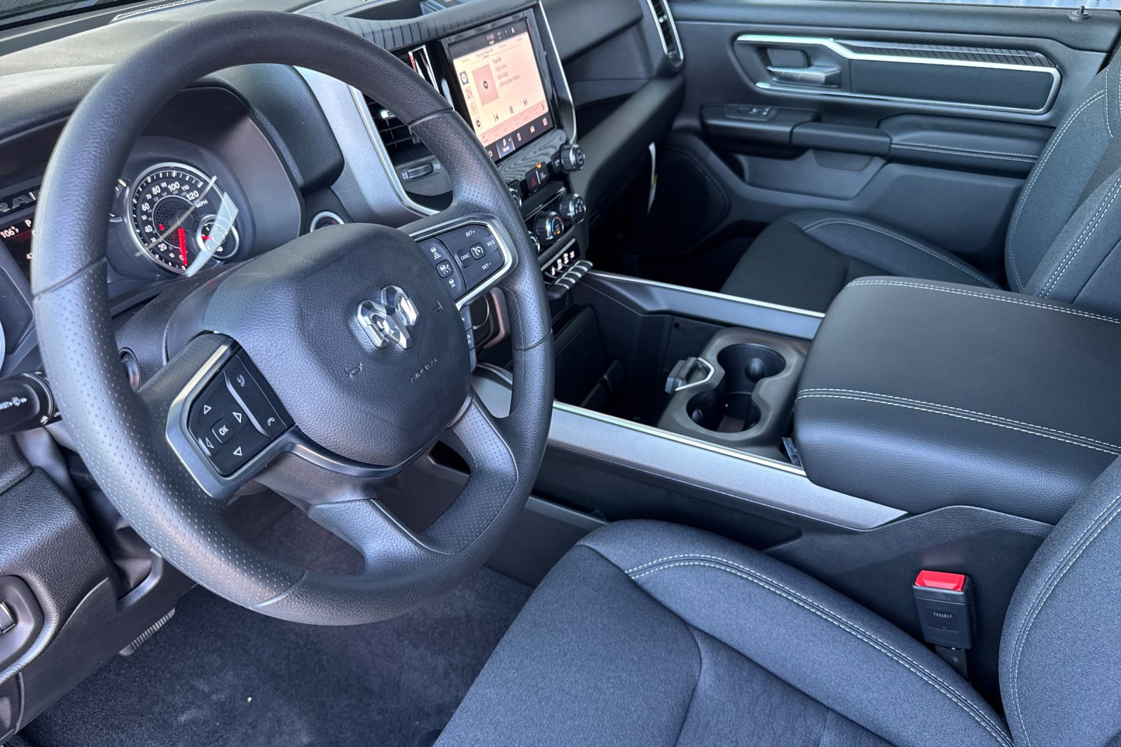 New 2026 RAM 1500 Big Horn AWD/4WD image 9