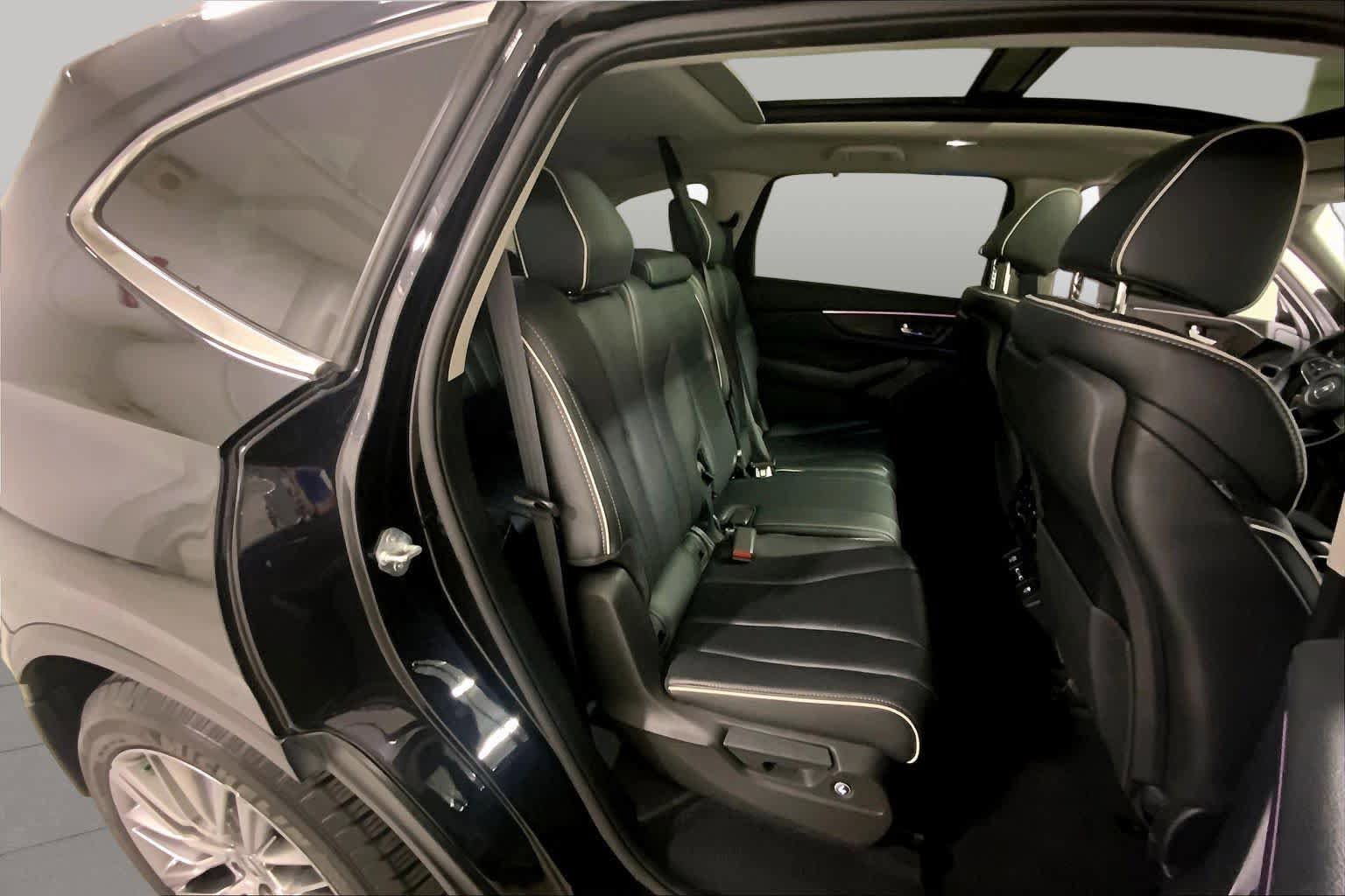 Used 2022 Acura MDX SH-AWD w/ Advance Package image 19