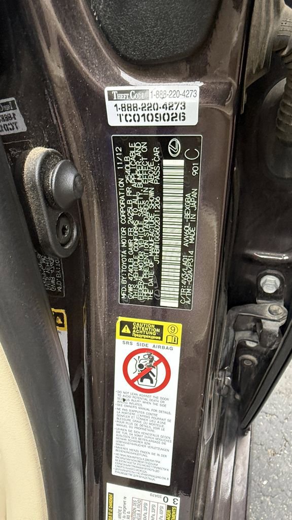 Used 2013 Lexus ES 300h w/ Premium Pkg image 6