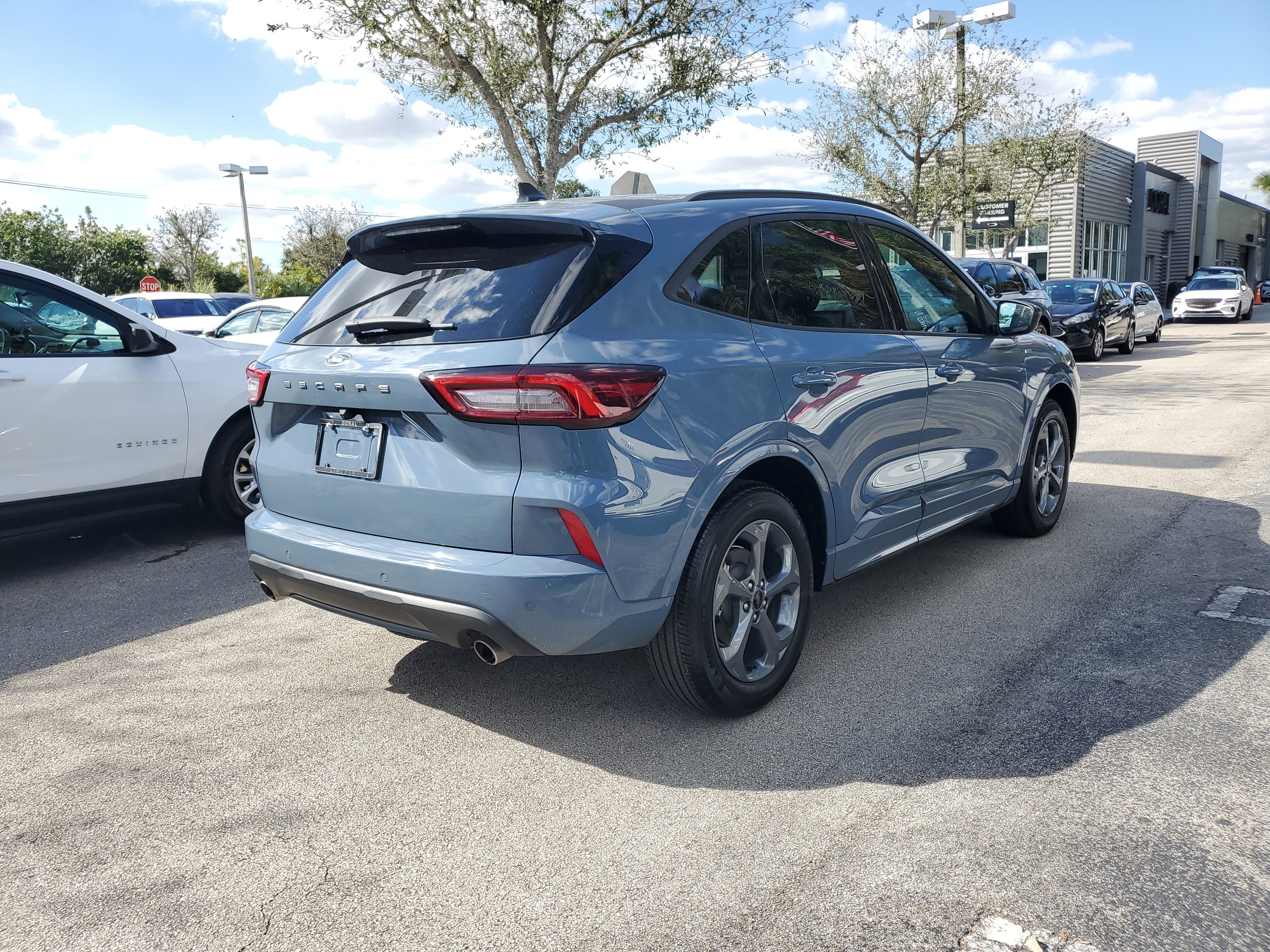 Used 2024 Ford Escape ST-Line w/ Tech Pack #1 image 6
