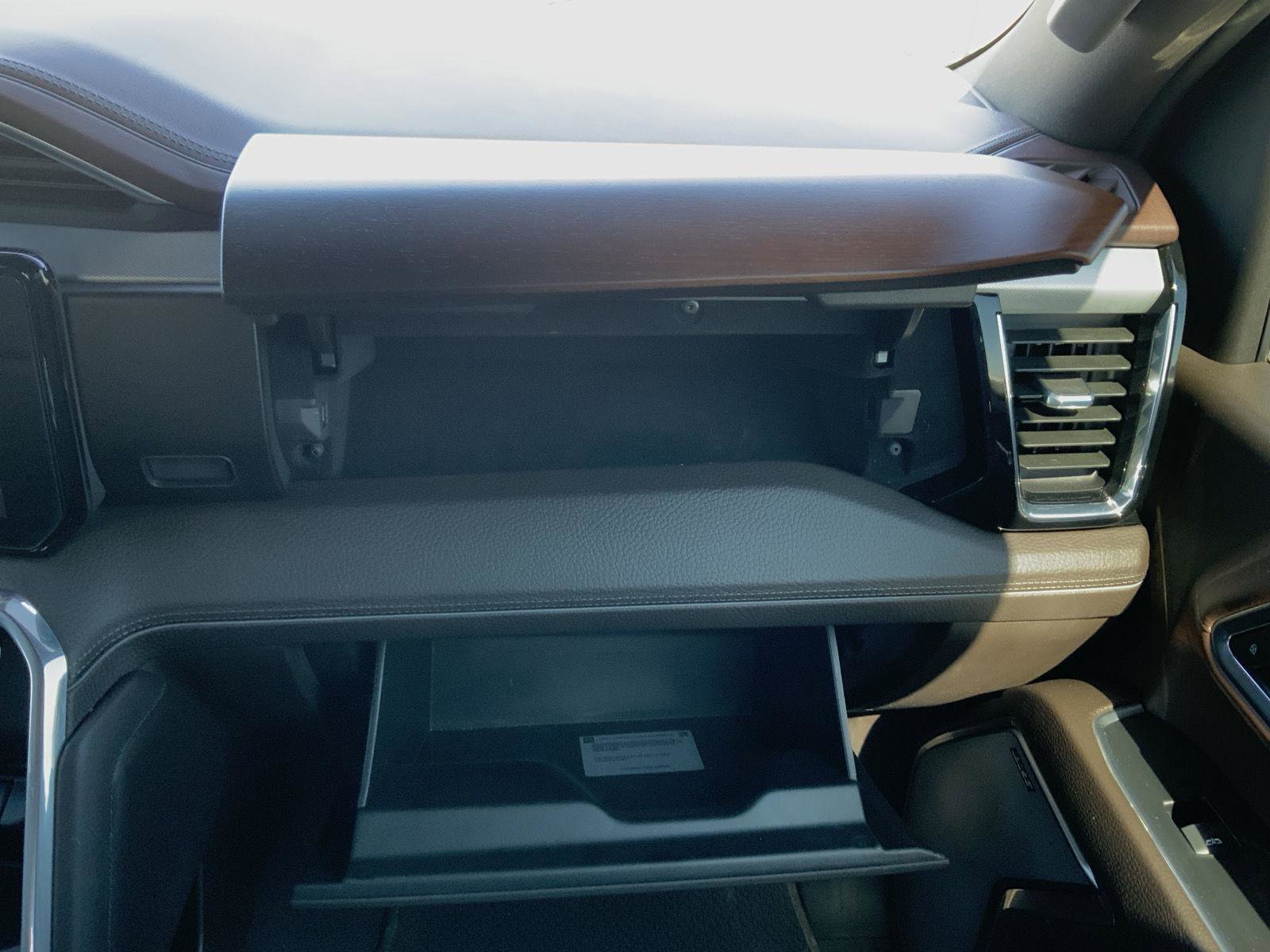 Used 2024 GMC Sierra 3500 Denali image 71