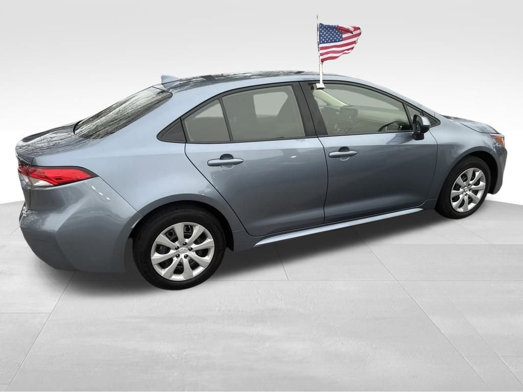 Used 2022 Toyota Corolla LE image 20