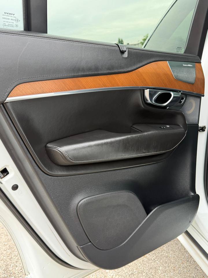 Used 2016 Volvo XC90 T6 Inscription AWD/4WD image 22